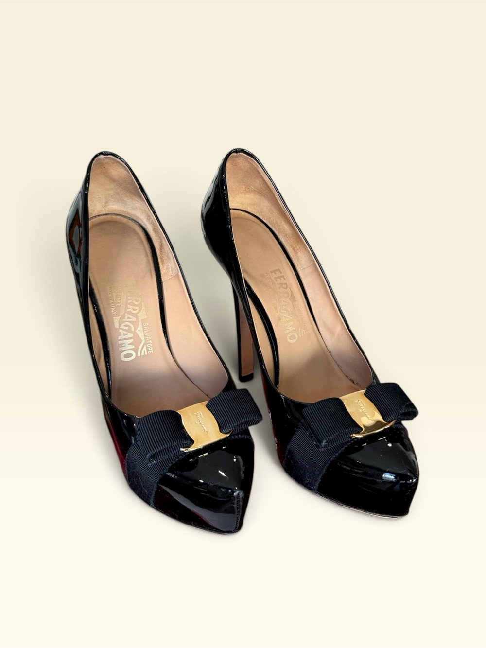 Salvatore Ferragamo Trilly Patent Leather Platform Pumps- size 8 - Picture 4 of 10